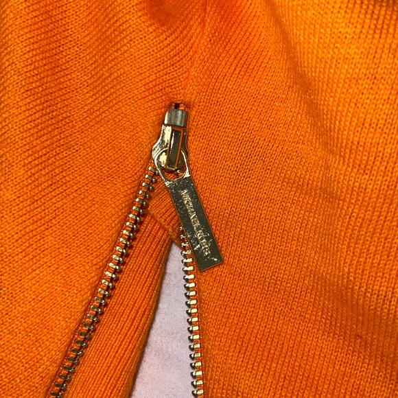 Michael Kors Size XS Orange Cold Shoulder Sweater - Picture 15 of 15
